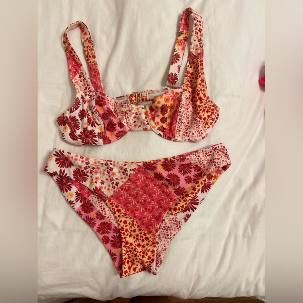 Kulani Kinis Bikini